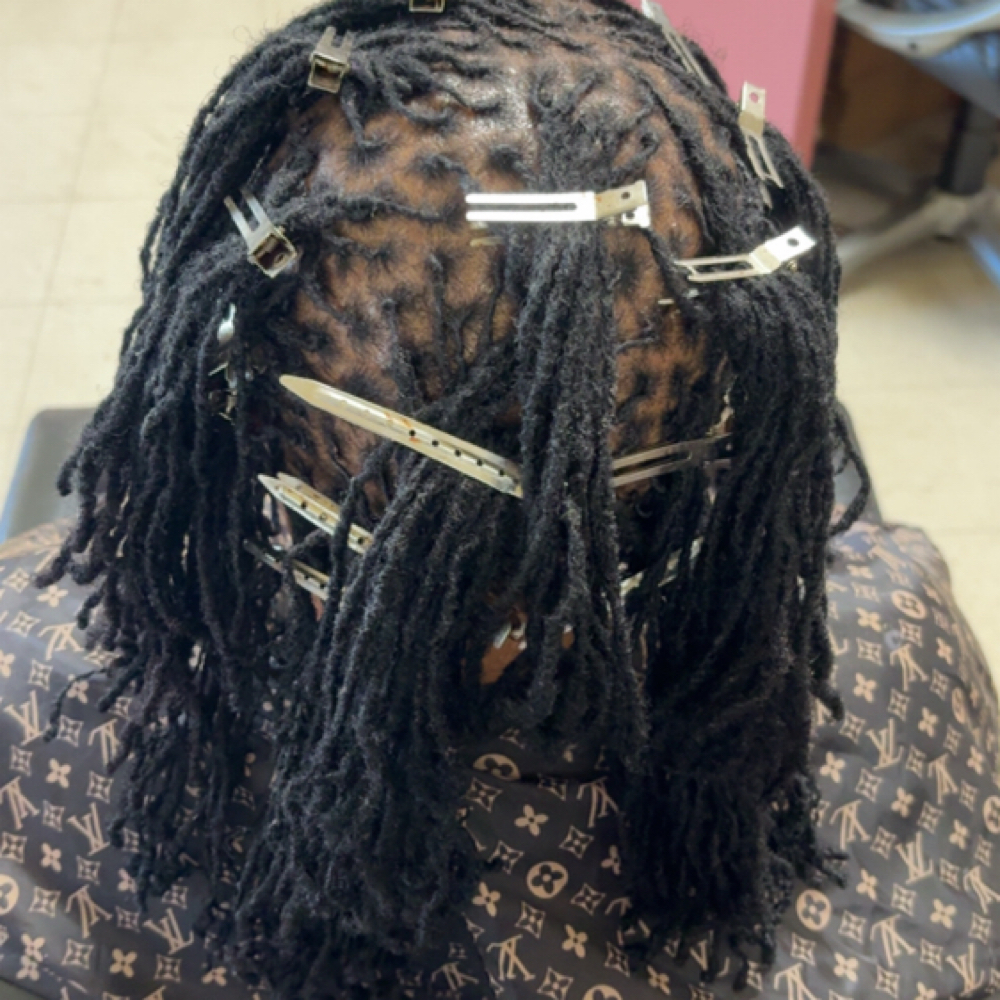 Micro Locs Retwist at Glamour&Glitz Co., in York, PA