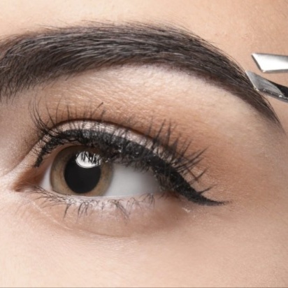 Eyebrow Shaping at Bliss Beauty Bar in Houston, TX