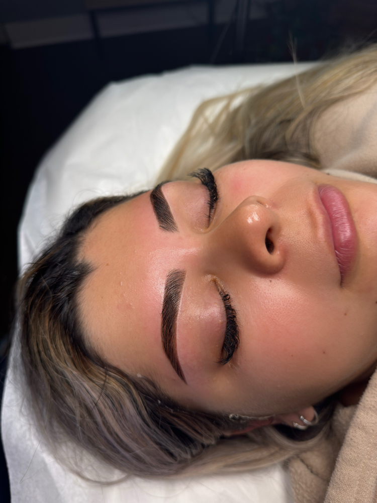 Brow Shaping + Stain