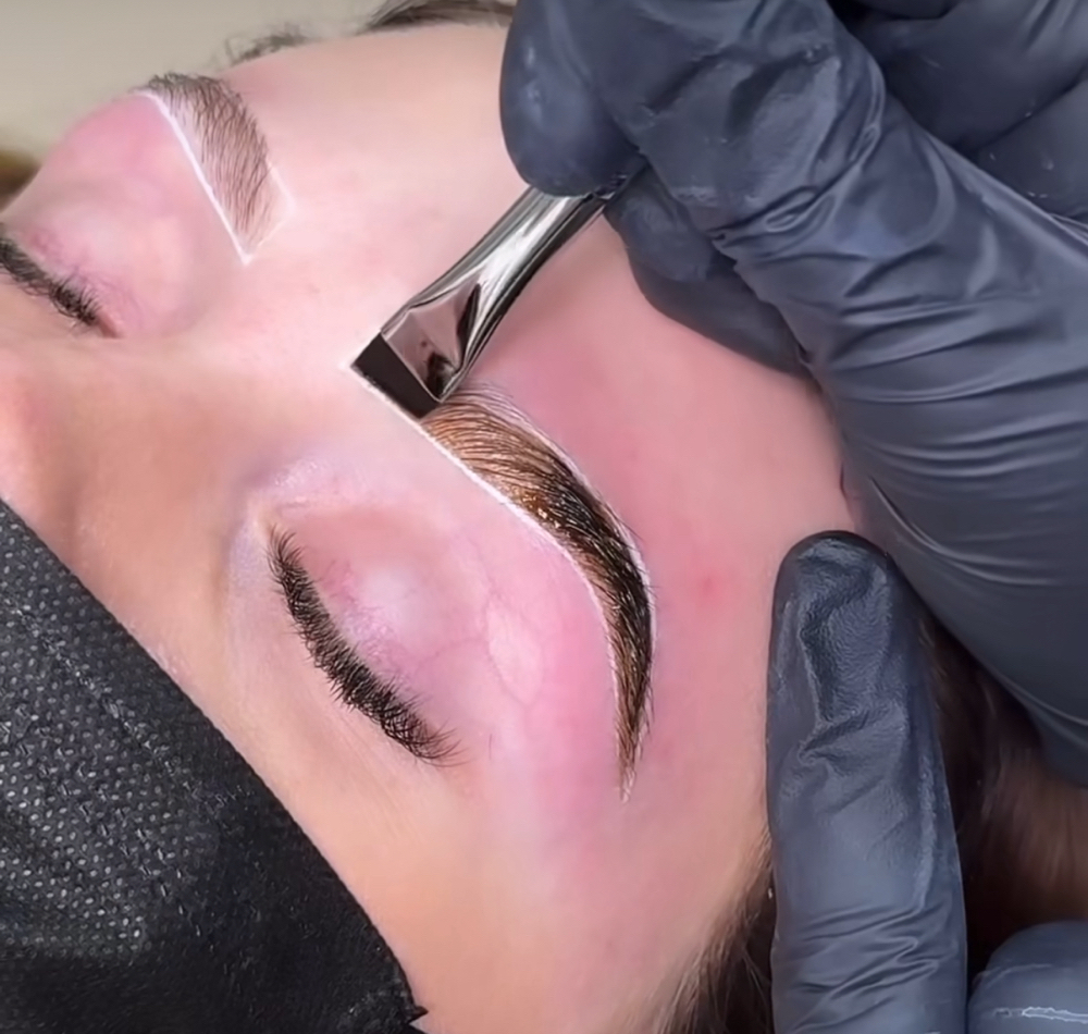 Brow Tint