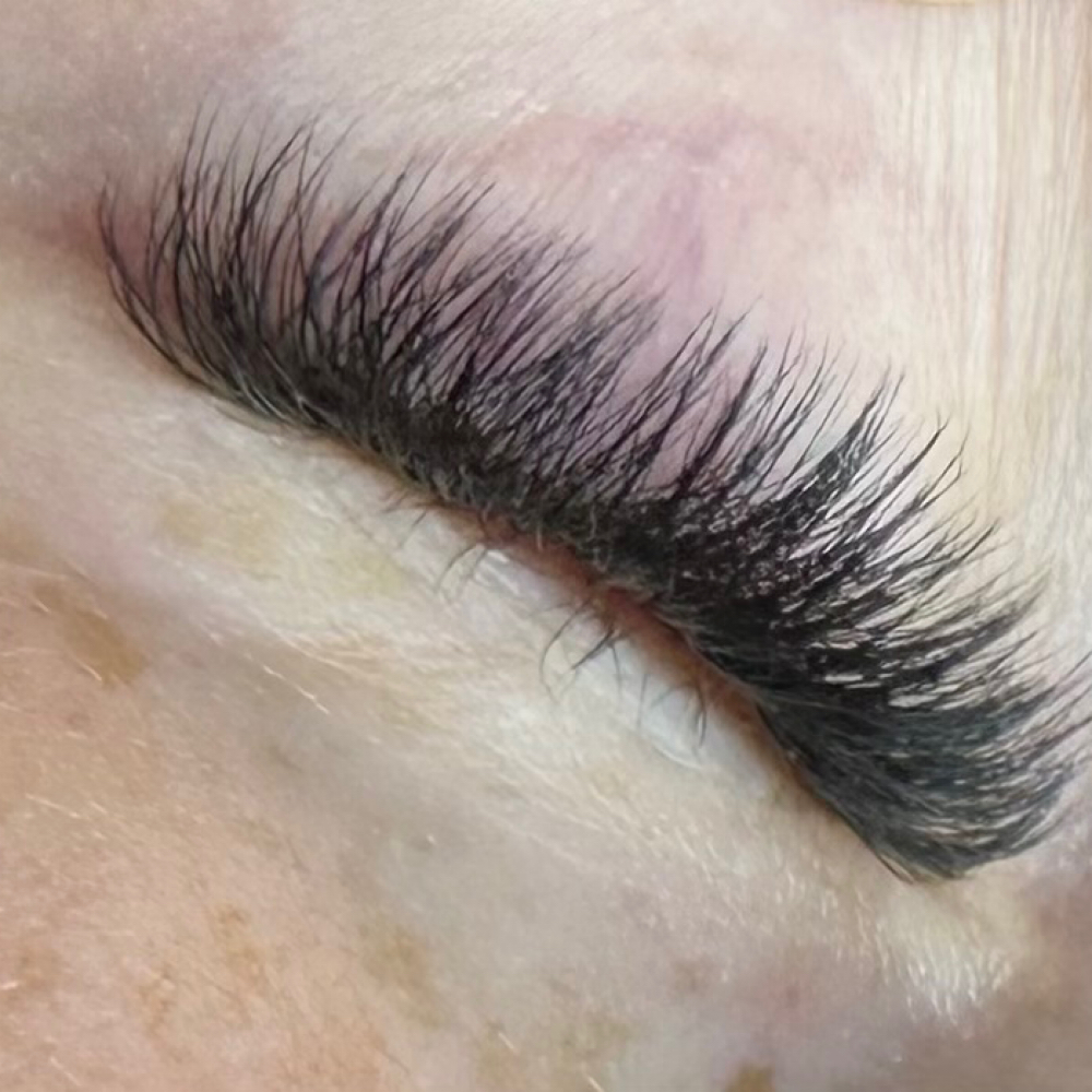 Apprentice Hybrid Full Set Eyelash at Elysian Salon and Suites in Clearfield, UT