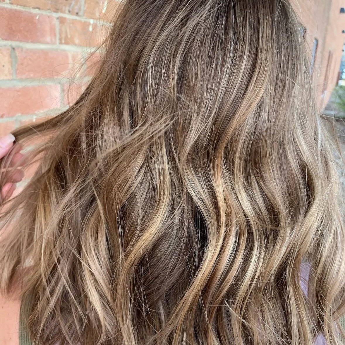 MINI FOILAYAGE || BALAYAGE at The Harlow Beauty Co. in Westlake, OH