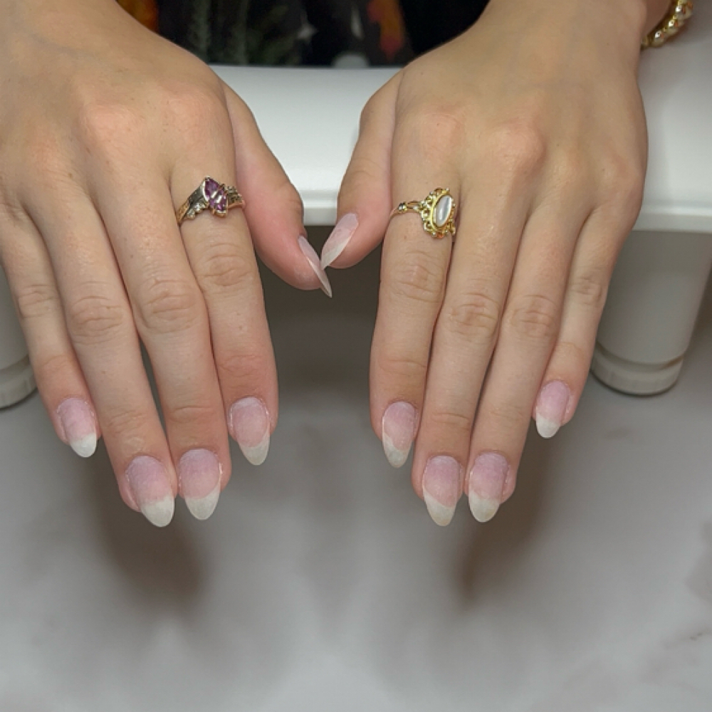 Soak off / Product removal at The Beauty Bar in Waynesboro, MS