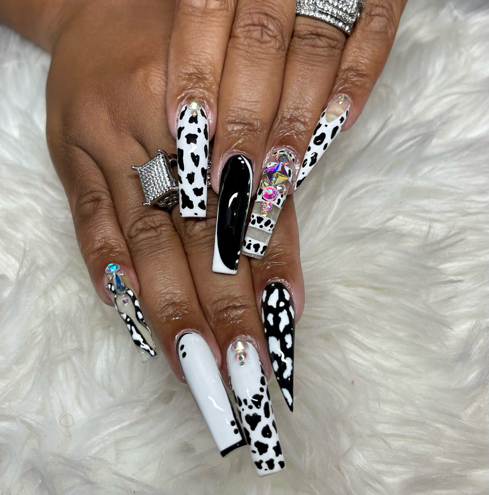 Cow Nailz