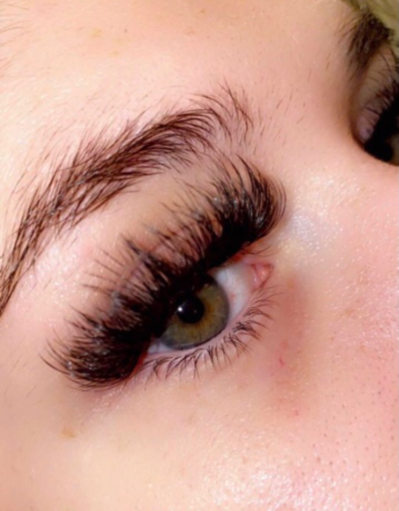 Volume Lash Extensions