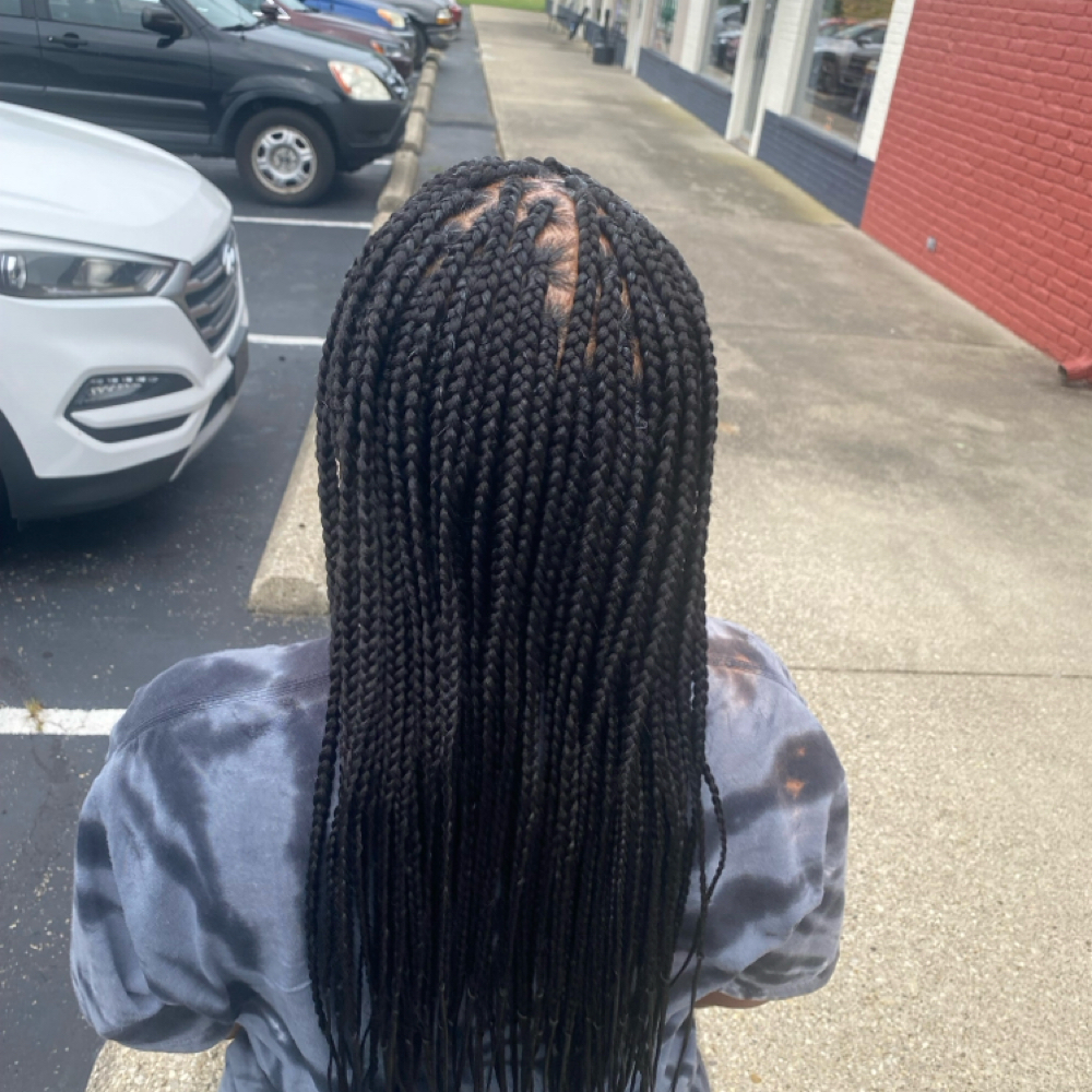 Box Braids at Dayton African Hair Braiding LLC in Huber Heights, OH