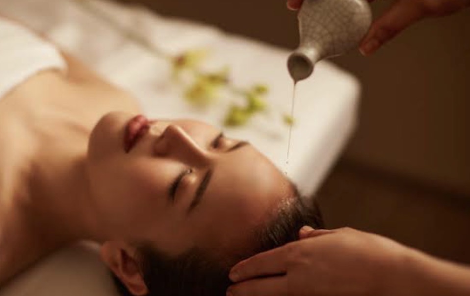 75 Min W/ Hot Oil Scalp Massage