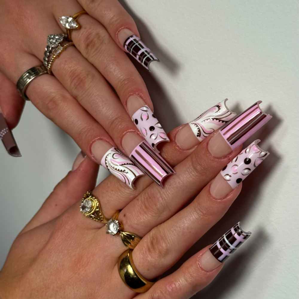 Handpainted Linework at Nija Jones in White Plains, NY