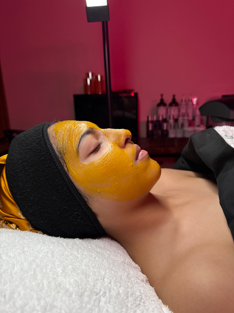 Pumpkin Spice Glow Facial 🎃 🍂