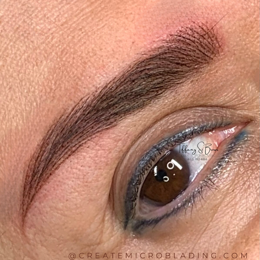 Nano Microblading Hairstrokes Brows