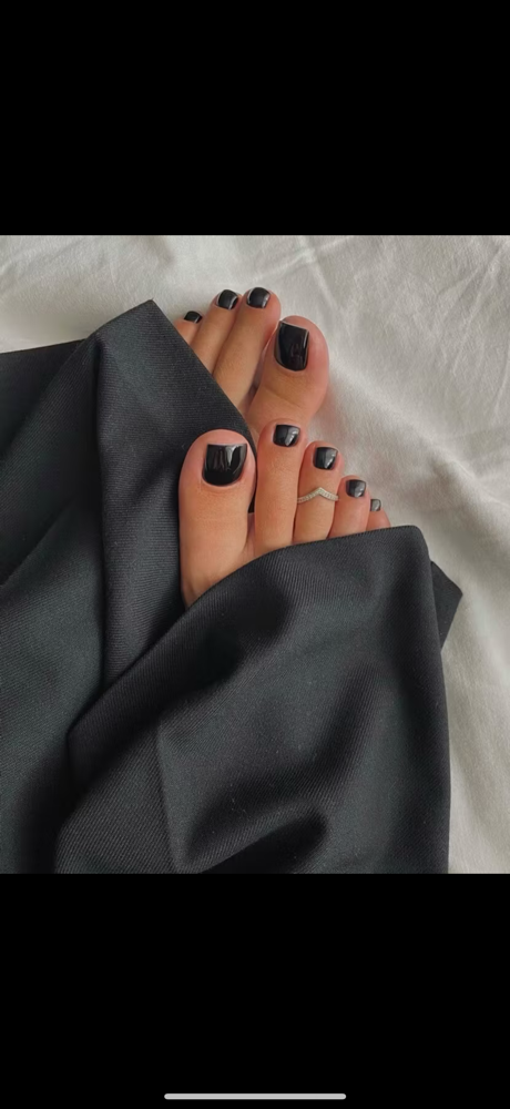 Classic Gel Pedicure