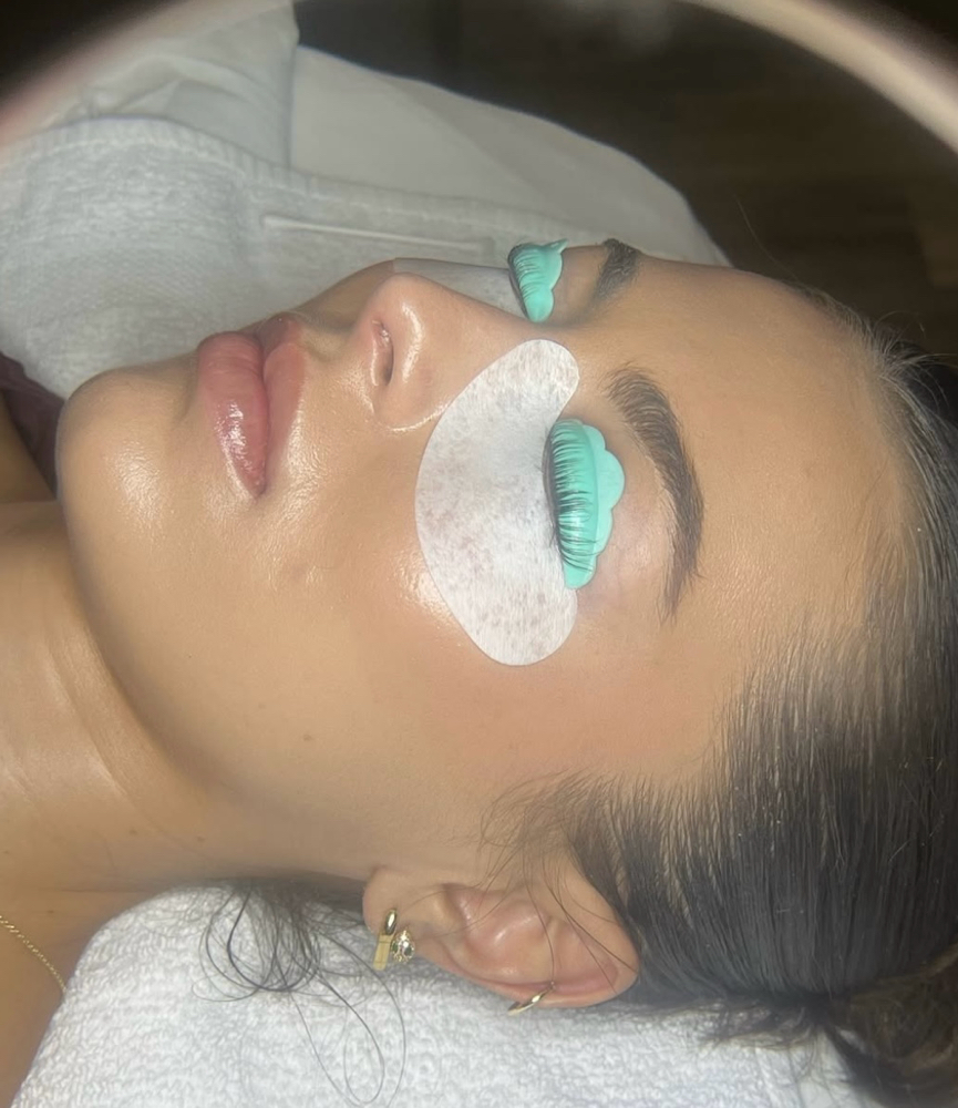 Lash Lift And Tint
