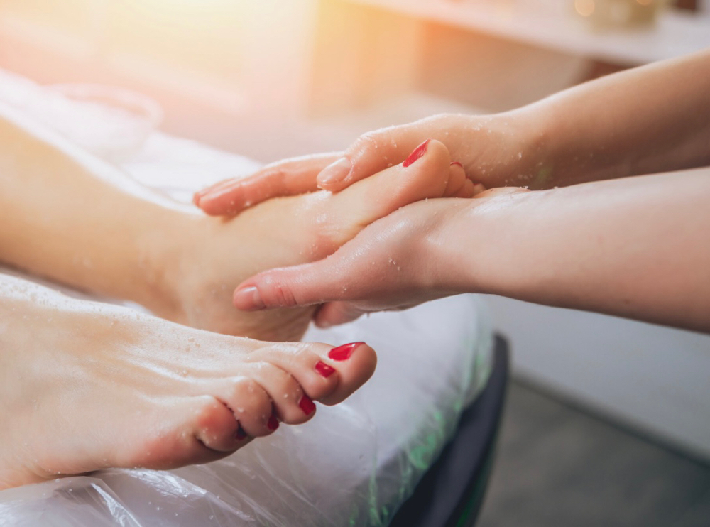 Deluxe Pedicure