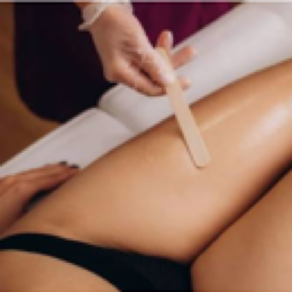 Leg/Upper Wax at Luxe Bare Wax Studio in Edgewater, MD