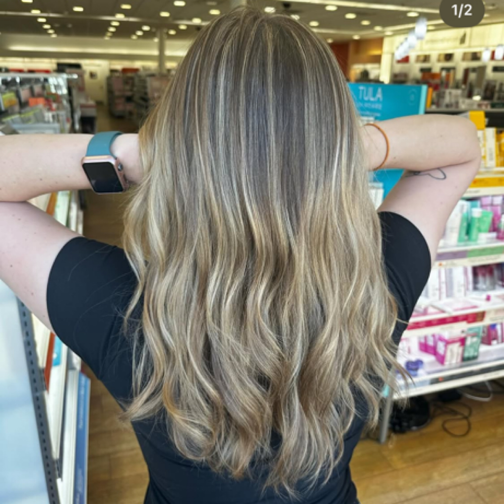 Partial Hightlight at Tay Does Hair in Conway, SC