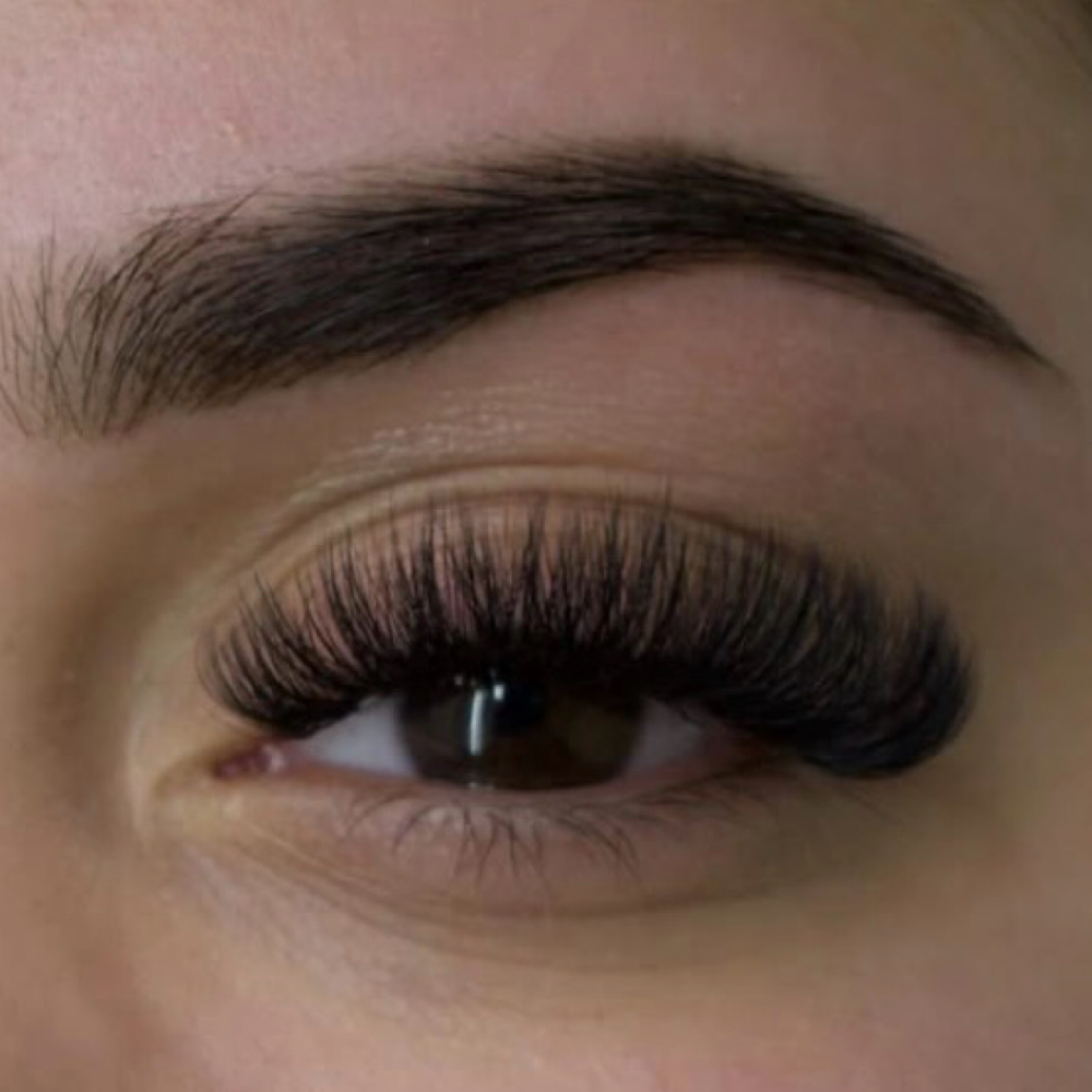 Volume Lash Extension Full Set at Lash & Luxe Esthetics in Shorewood, IL