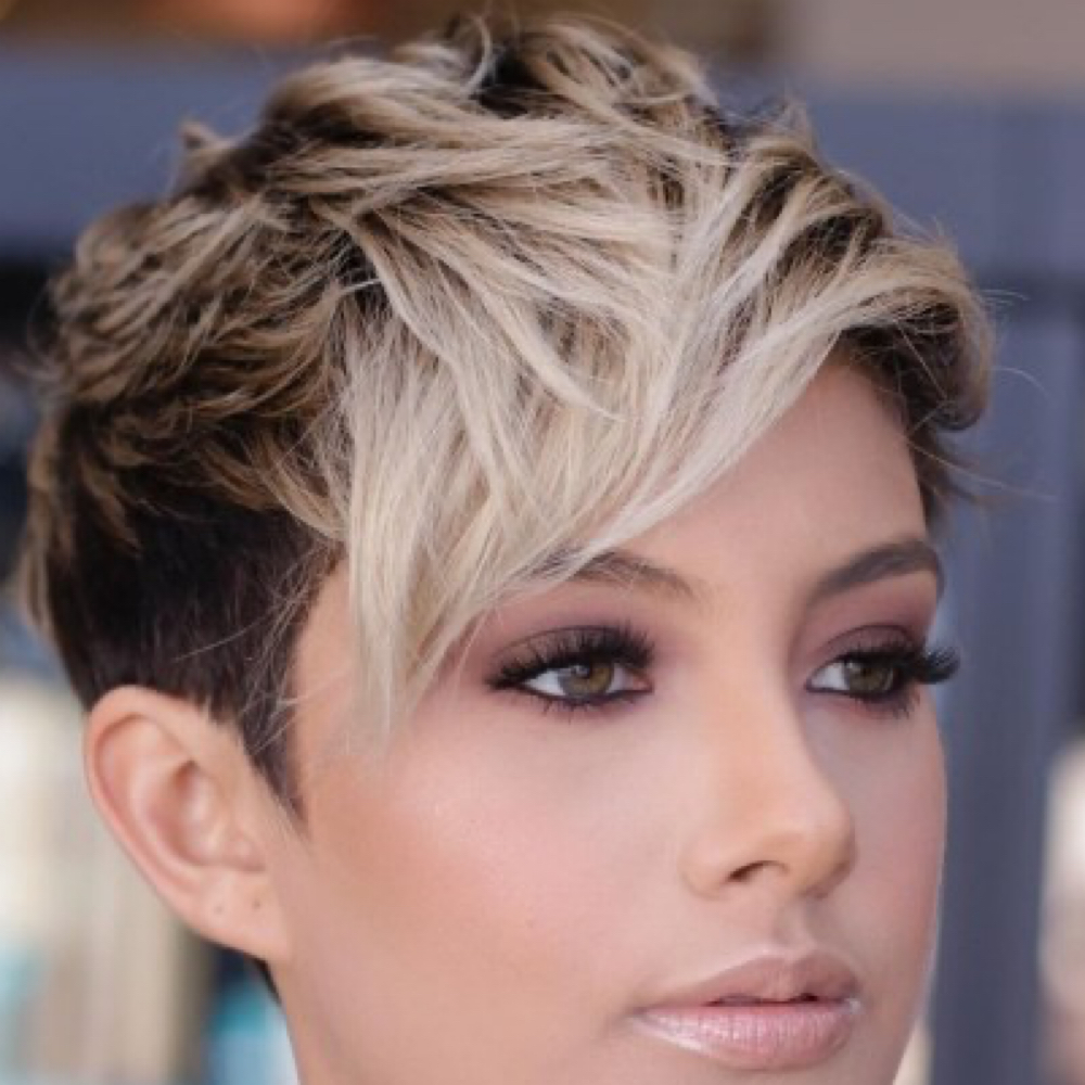 Money Pieces Short Hair at Rejuvenated Roots Head Spa, LLC in Brownwood, TX