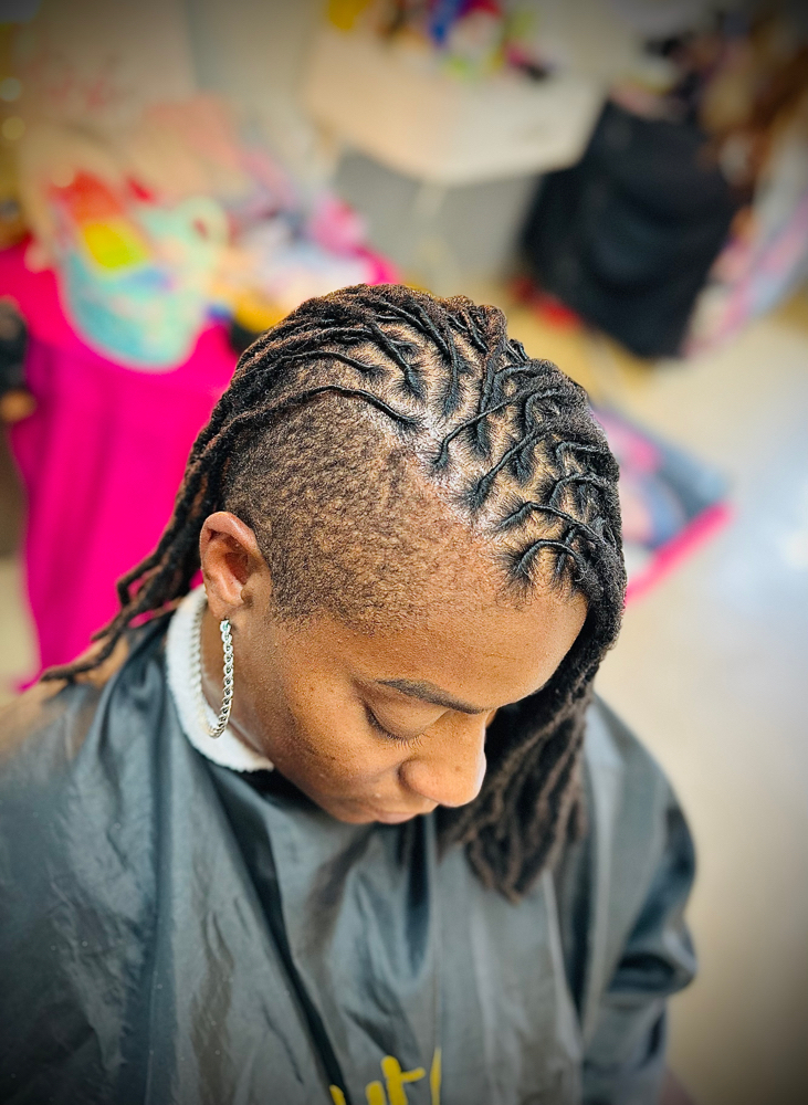 LOCRetouch at CRiSTheStylist in Tupelo, MS