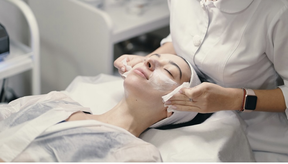 Clinical Acne Facial