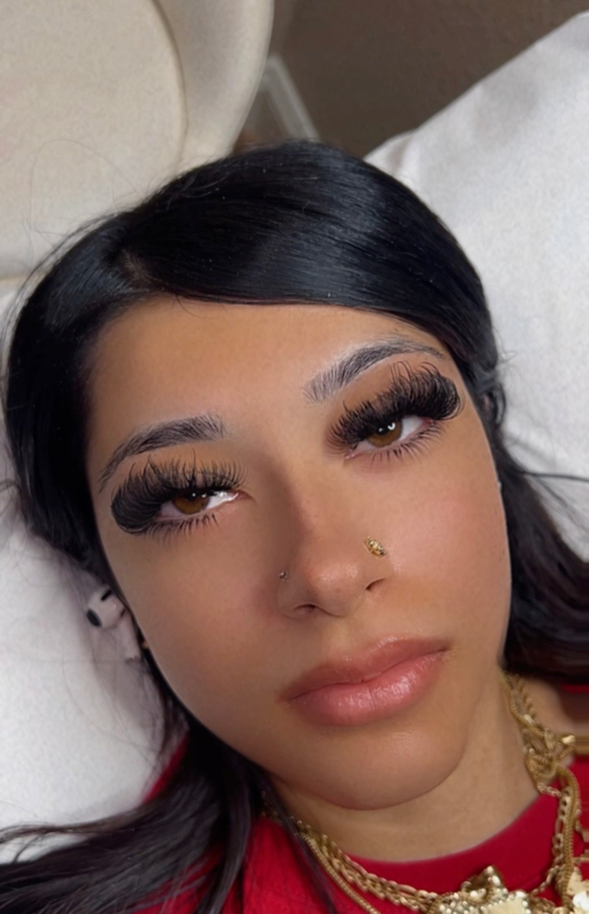 Bottom Lashes