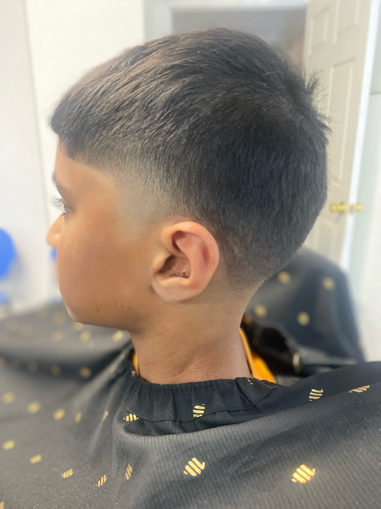 Kids Haircut (ages 3-11)