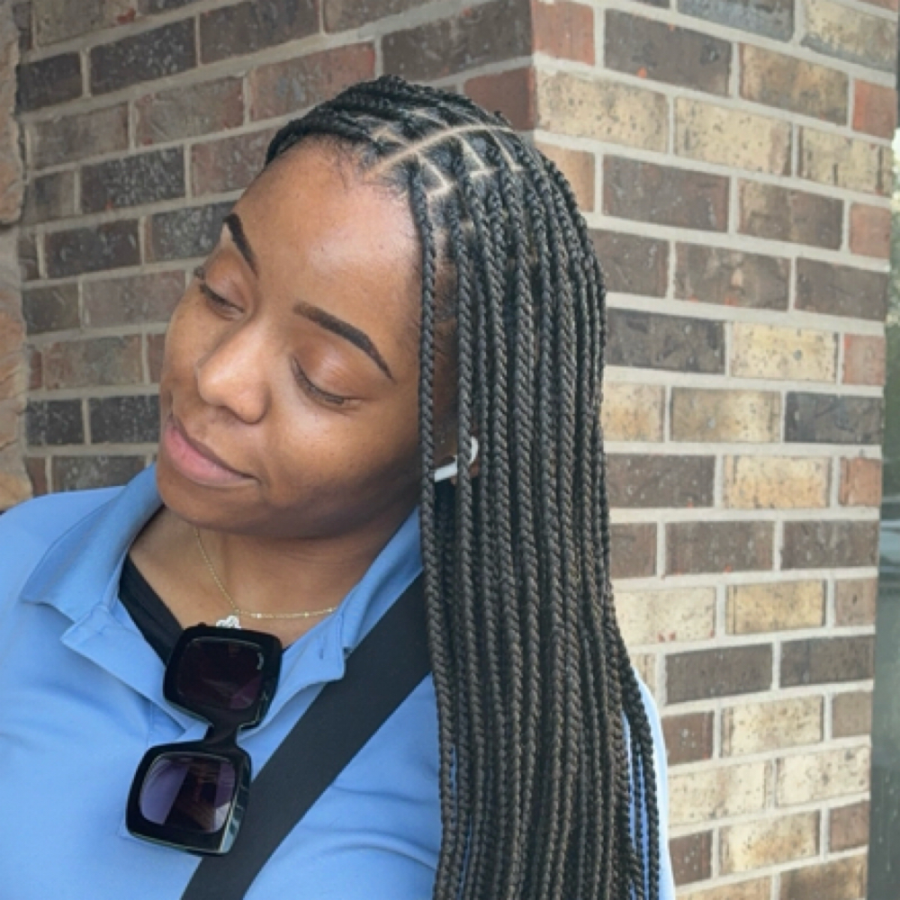 Small Medium at Blessing braiding bar in South Holland, IL