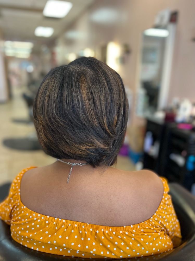 Woman’s Hair cut