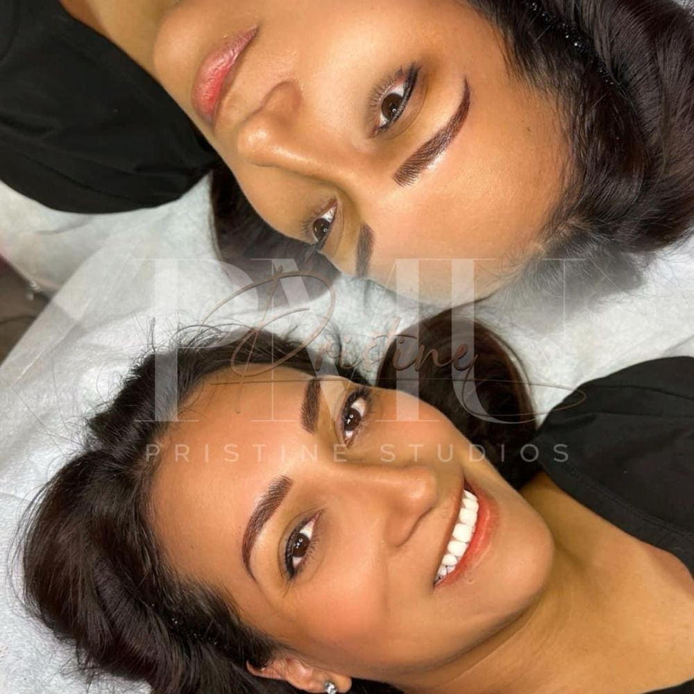 Powder/Ombre Brows