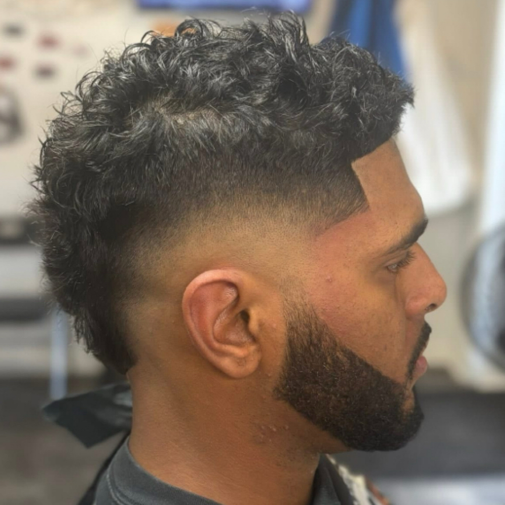 Razor lining or eye brow arching at Kingdom Kuttz Grooming in Rocky Mount, VA
