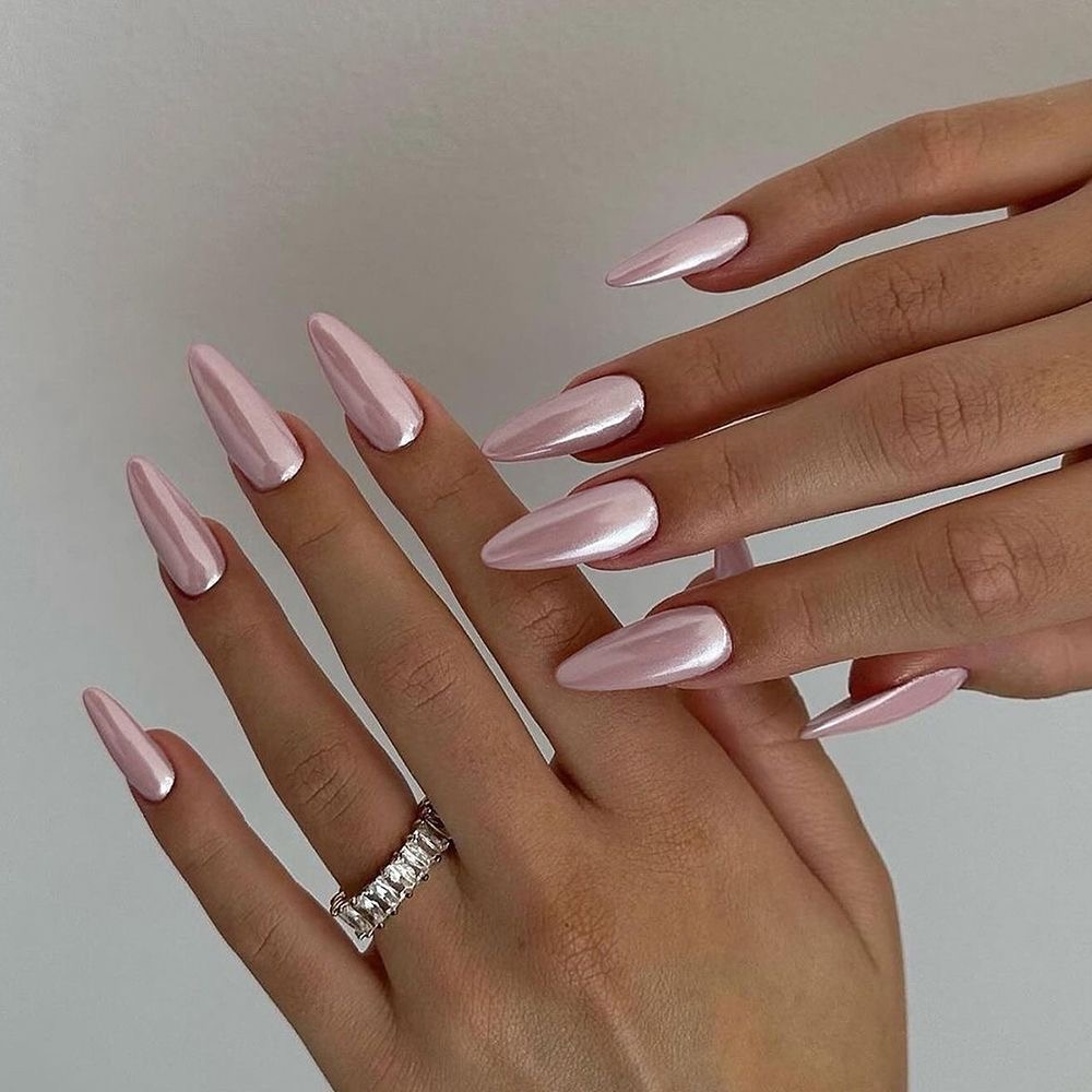 Chrome/aura effect