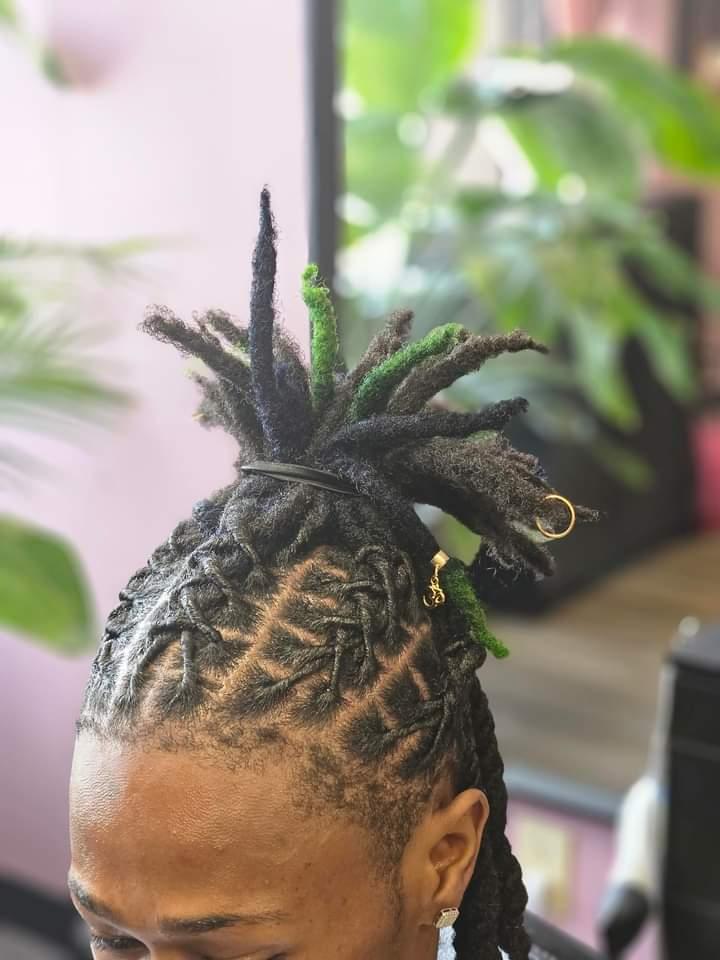 Professiinal Loc Color Service