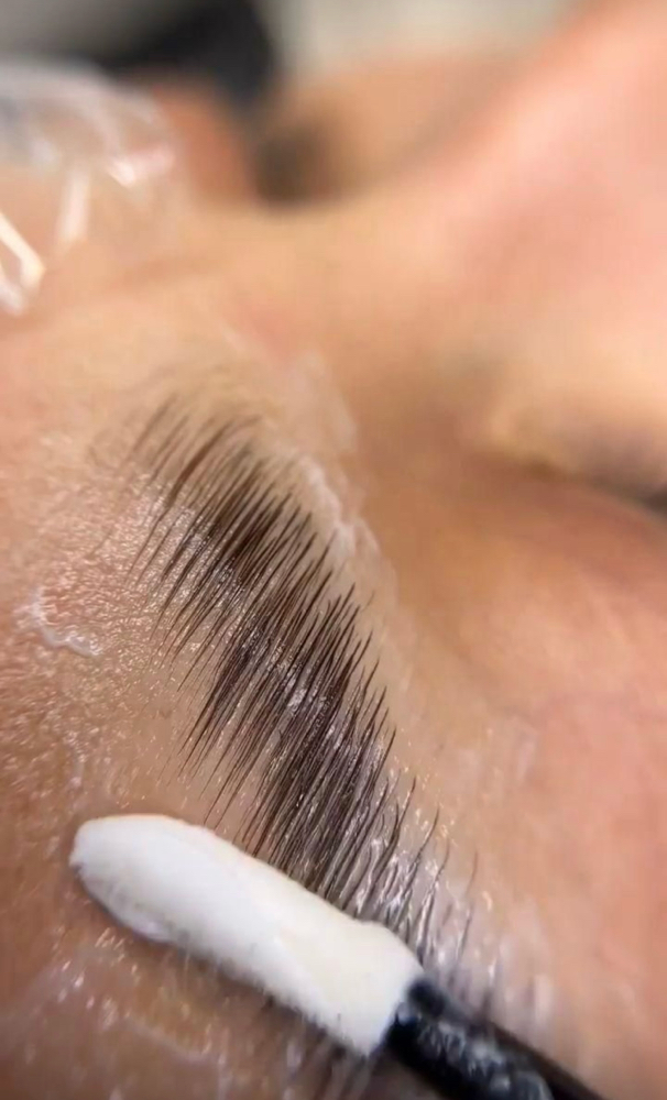 Brow Lamination