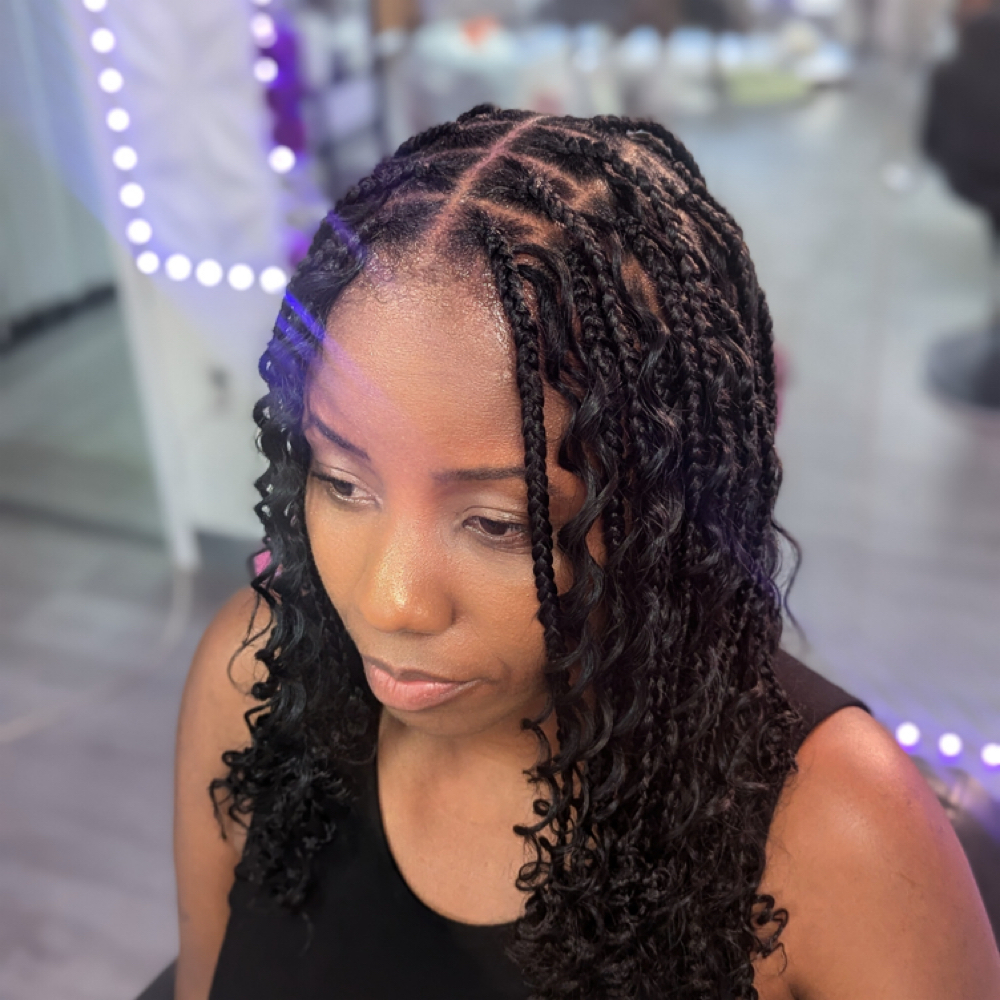 Boho Bob at Queen of knotless‼️👑 in Warren, MI