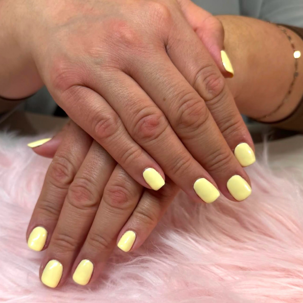 Solid Color Gel Manciure at Styled By Mollie in Columbus, IN