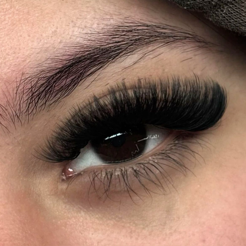 Mega Volumen at Belleza Naturalé Aesthetics in Milwaukee, WI
