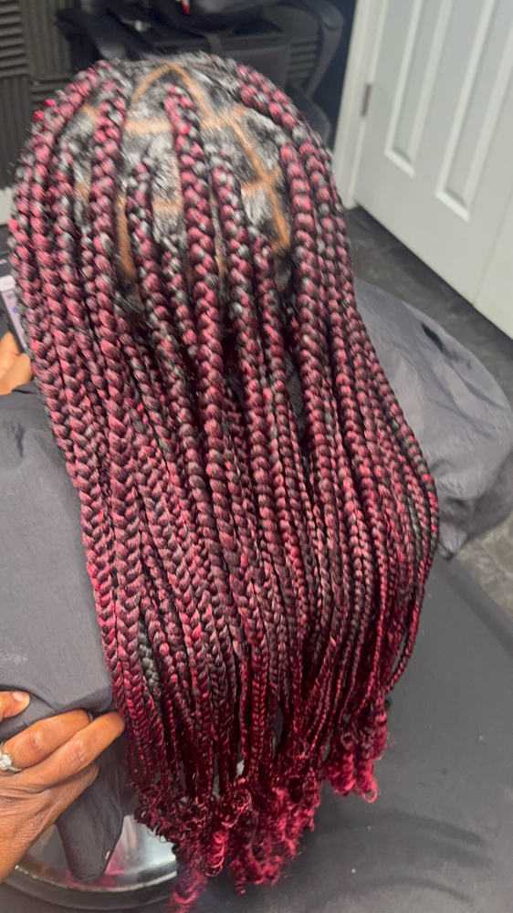 Adult Medium Large Knotless at Shirley Williams in Little Rock, AR