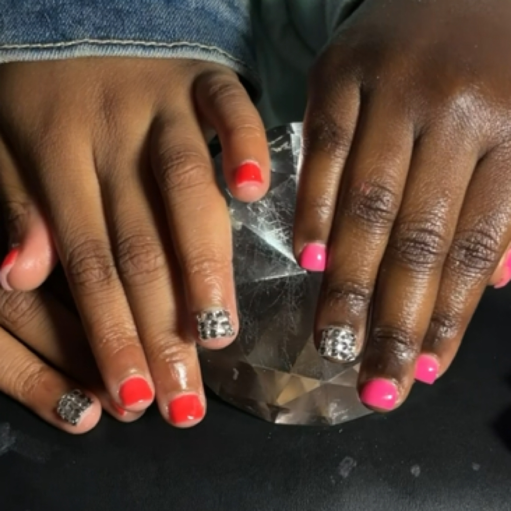 Kids Polish Nails And Toes at Dee Renee Nails in Cahokia Heights, IL