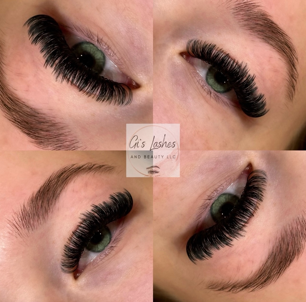 Mega Volume Lash Extensions
