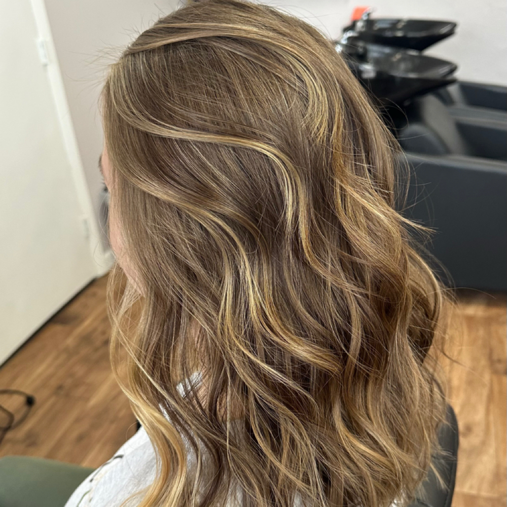 Wash, Blow Dry, Style at The Divine Hair in Carrollton, IL