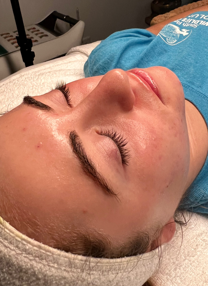 Lymphatic Drainage Facial