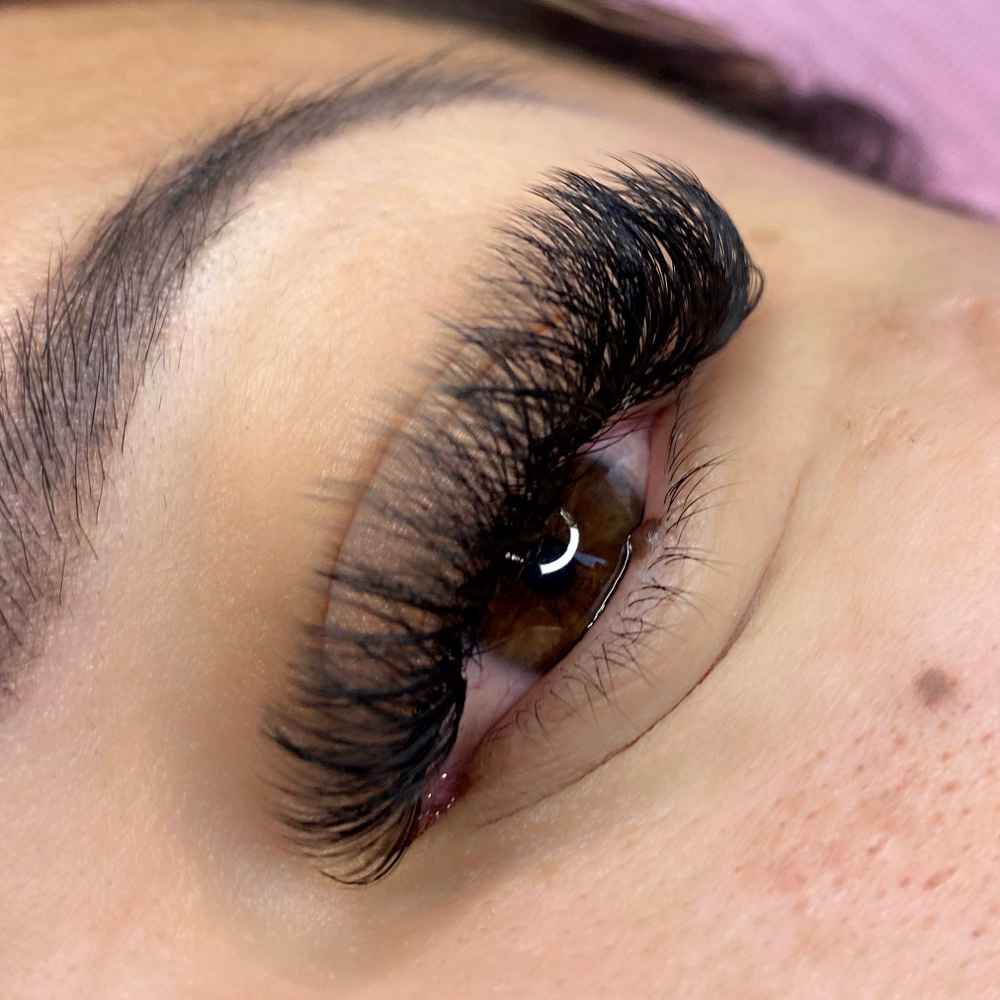 Volume Lash Extensions