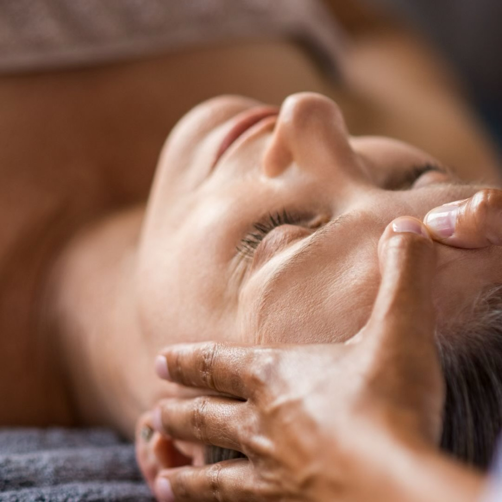 Amari Glo Deep Cleanse