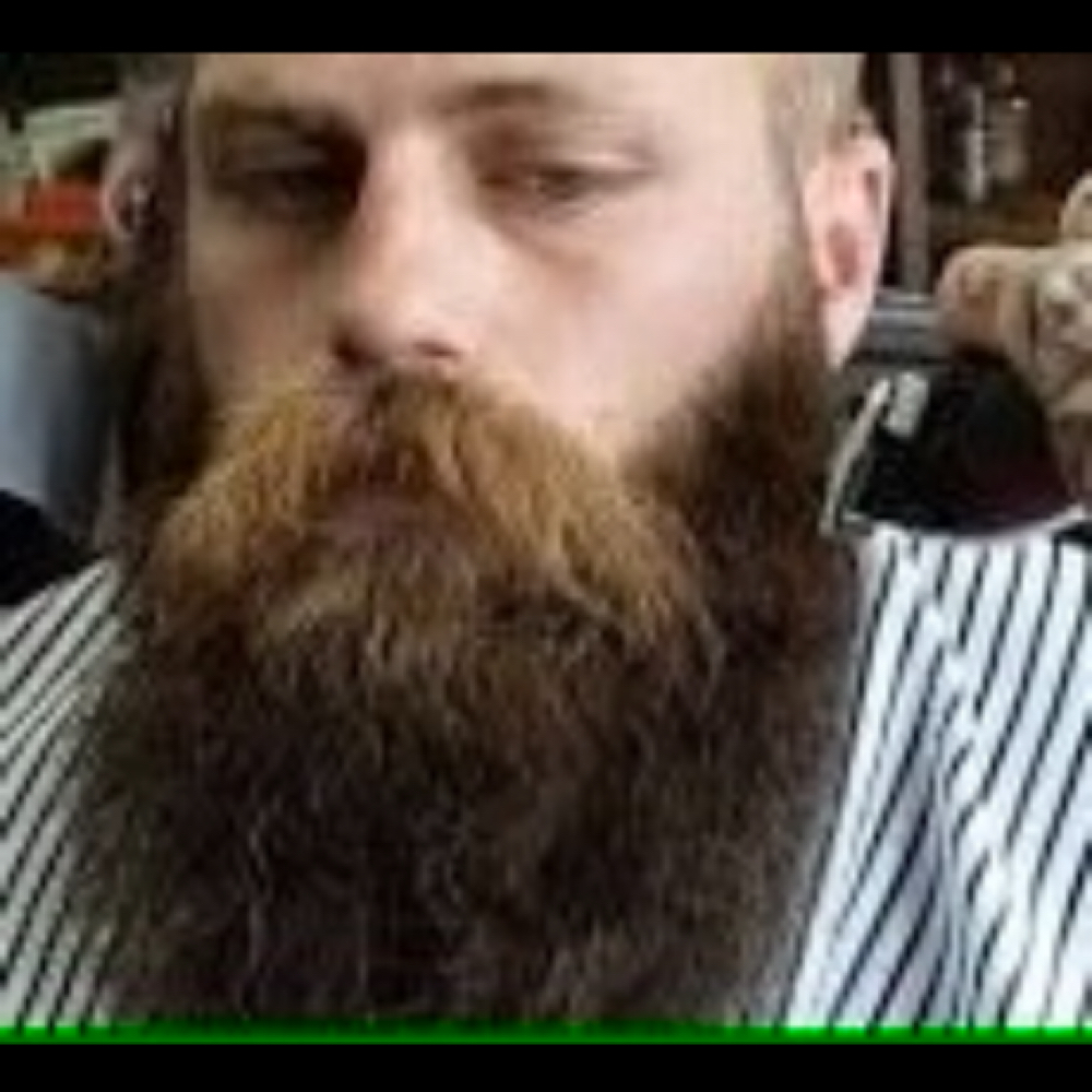 Beard Extra Detail at Styles By Elvia in Mount Pleasant, WI