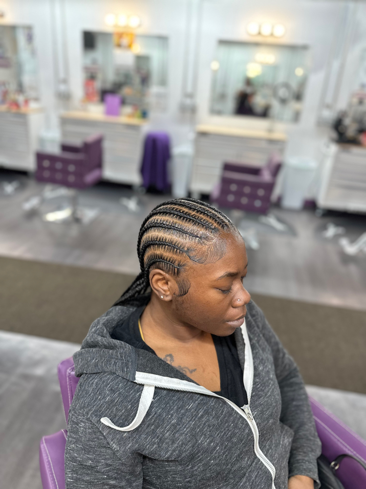 8-10 Stitch Braids at Lee The Hair Magician LLC in Detroit, MI