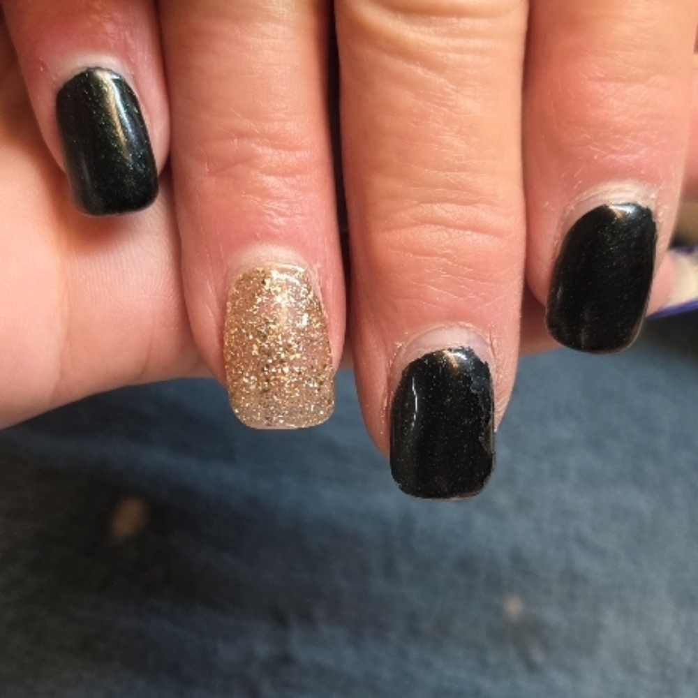 Nail Refill W/ One Color at Jessica's NailBar Creations. LLC in Bingham, ME