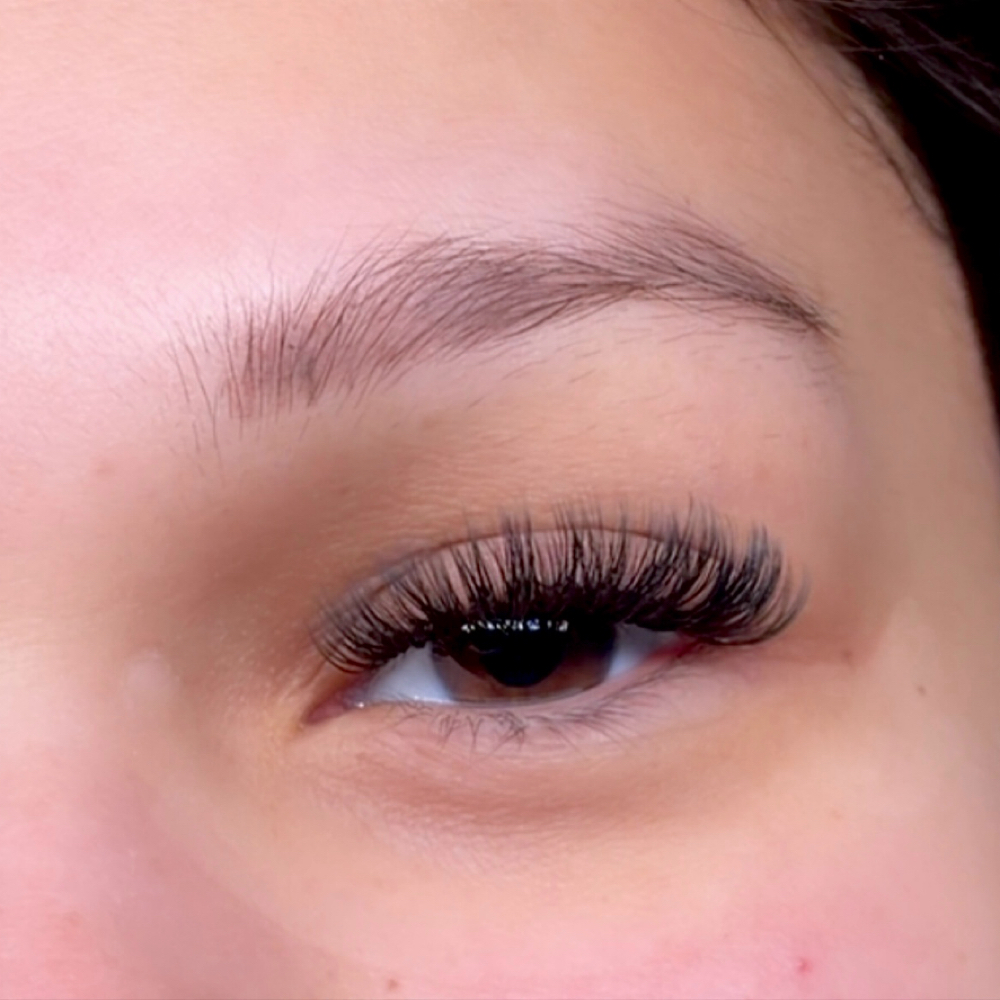 Hybrid Lash Extensions at EstheticsbyK in Washington, IA