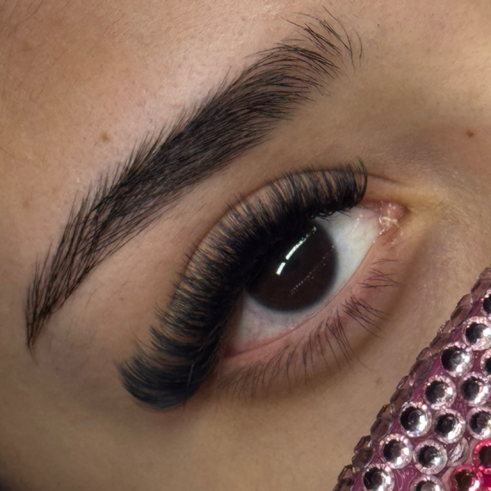 Hybrid Lash Set at Lash & Relax in Stephenville, TX