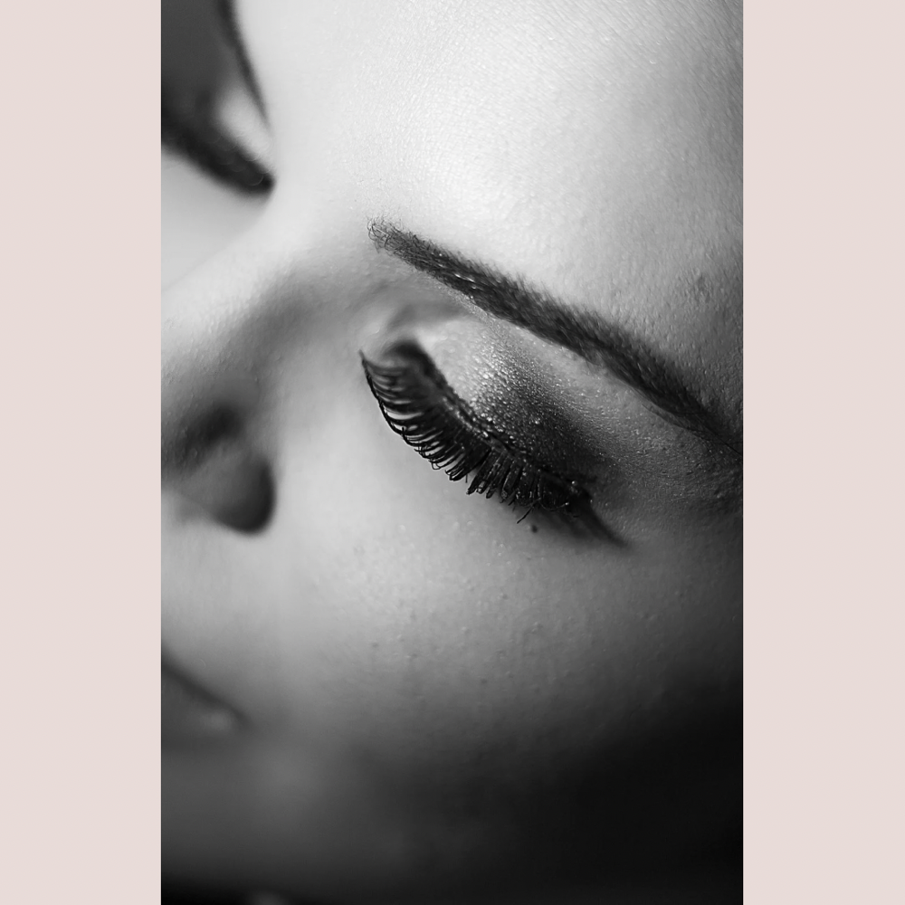 False Strip Lash Application
