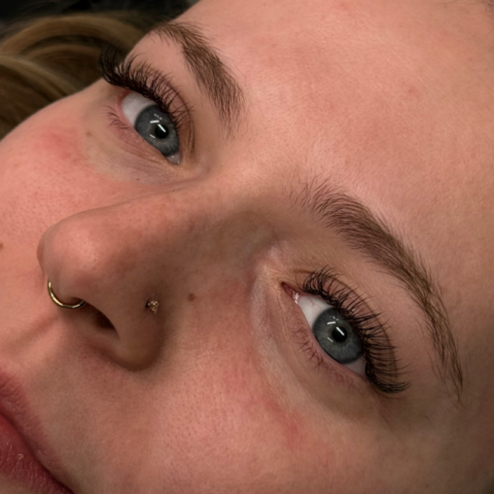Classic Eyelash Extensions Full Set at Your Brow Bestie in toledo, OH