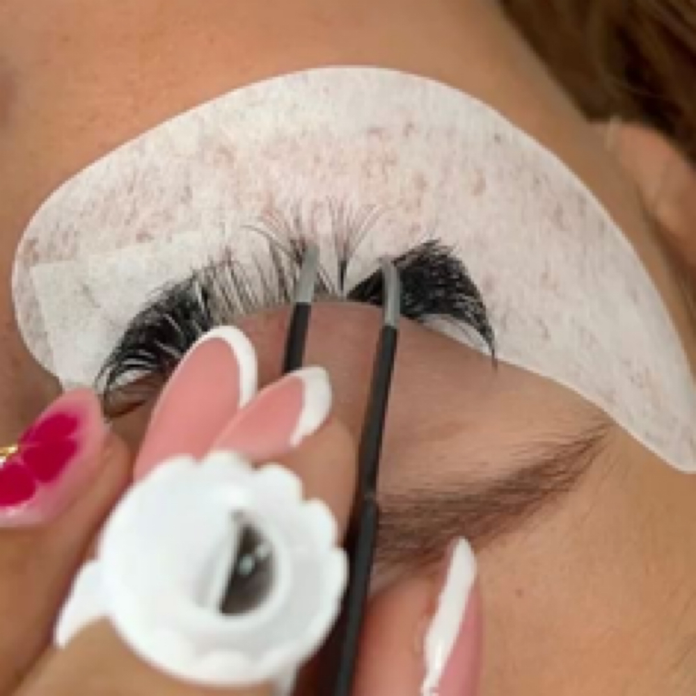 One Week Lash Fill at Maddie’s Skin Therapy in Fort Payne, AL